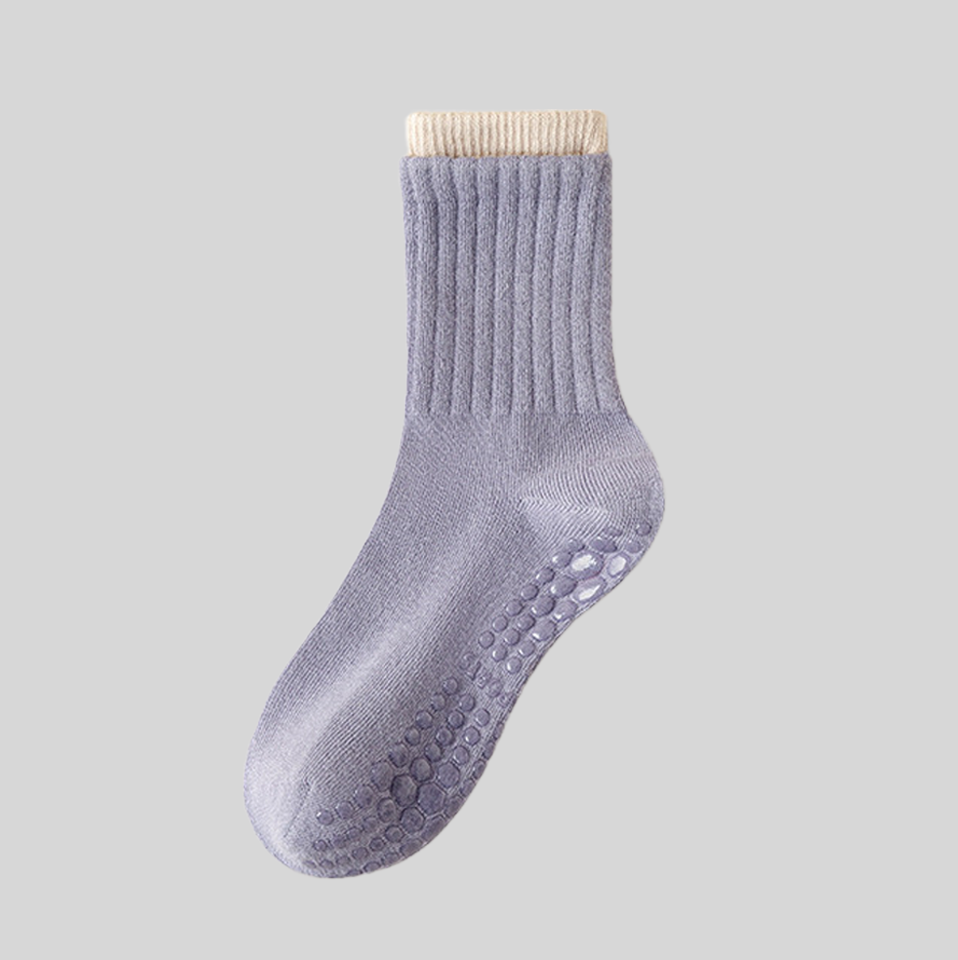 ACTIVE WEAR – PREMIUM SOCKS – Female – POISE